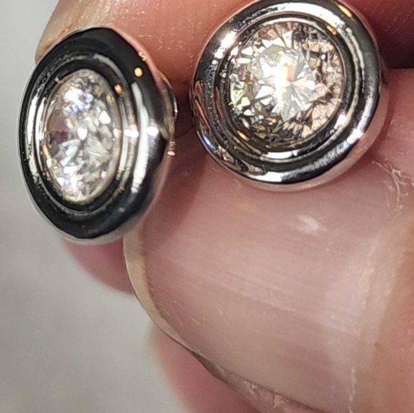 Earrings, silver tone, CZ, bezel set - Picture 6 of 7